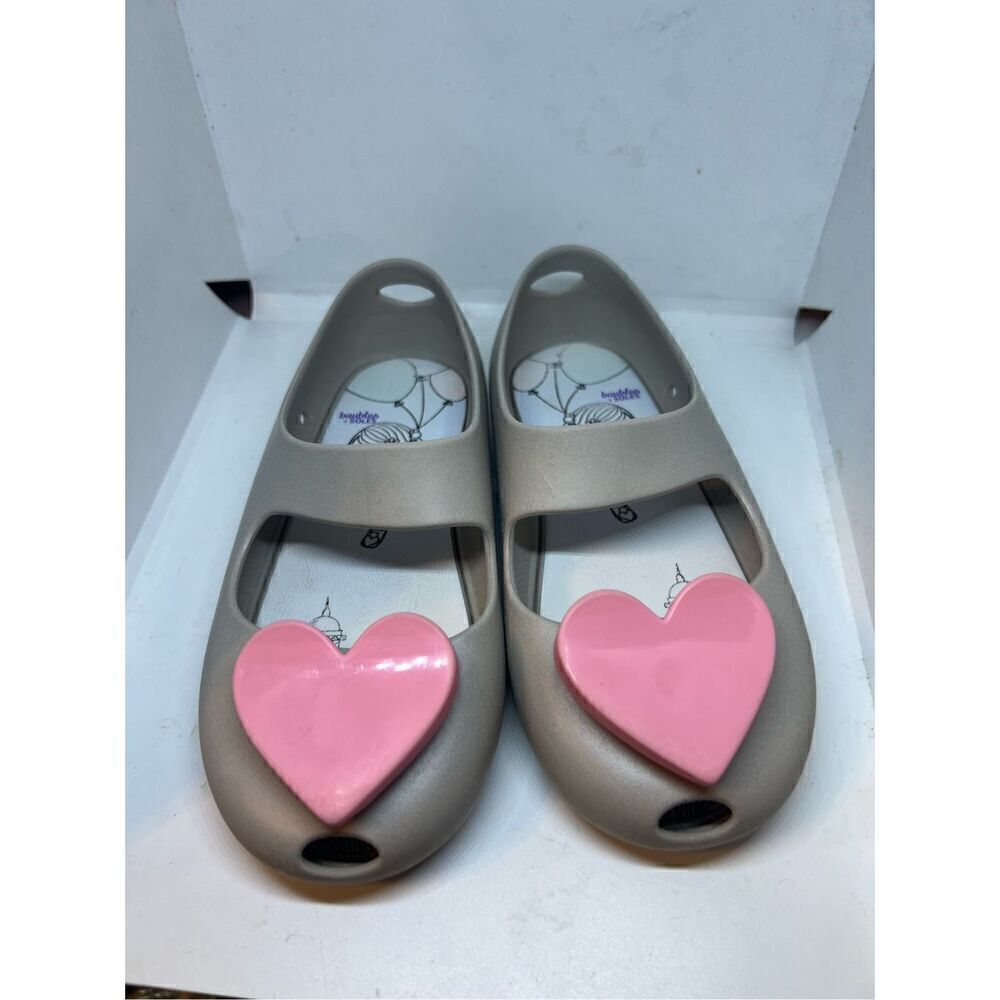 Girls Baubles + Soles Dove Gray Kaia Shoes W/ Pink Heart Baubles Sz 11 Eu 28